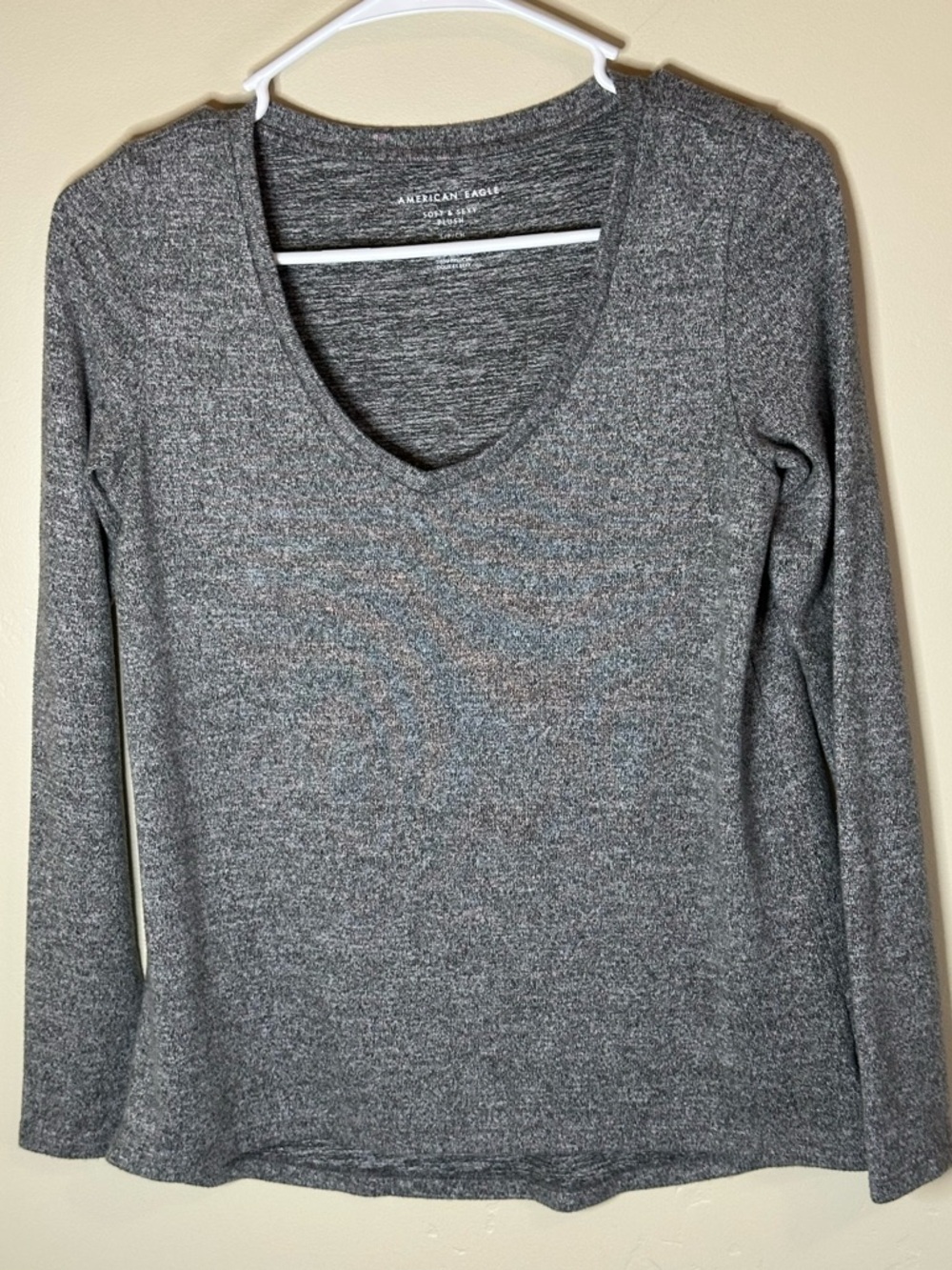 AE Soft & Sexy V-Neck Long Sleeve Top